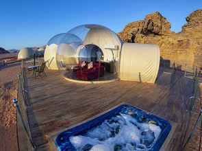 Wadi Rum Bubble Luxotel Camping