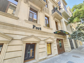 Port Hotel
