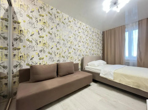 Апартаменты Уютные 3-комнатные на Июльских Днях 1к1