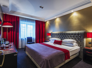 Maidan Palace Hotel