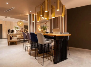 Отель Best Western Plus Congress Hotel