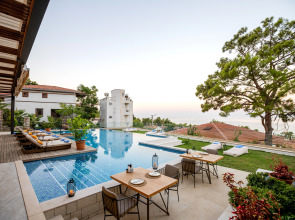 Melanippe Relaxing Hotel - Adults Only