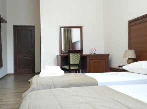 Отель Круиз