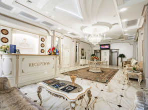Отель Imperial Palace