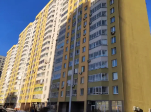 Квартира ApartHause у Южного Автовокзала и ТРЦ Мегаполис
