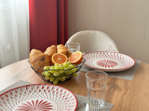 Апартаменты Леонова