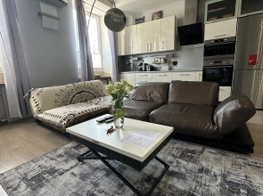 Dvuhkomnatnye na Sutki Apartments