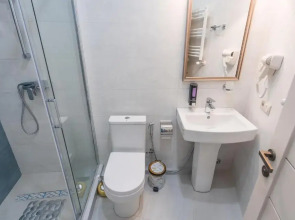 Отель Constant Tbilisi