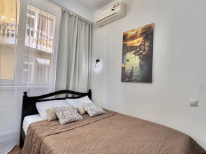 Leto Apartments