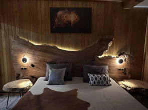 Viking Hause Living Quarters
