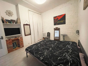 Квартира Просторная двухкомнатная квартира BombFlat на Достоевского