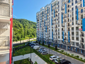 Квартира с Балконом в Одном из Самых Зеленых Районов Сочи