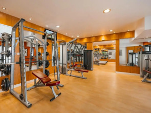 Golden Sands Hotel Apartments