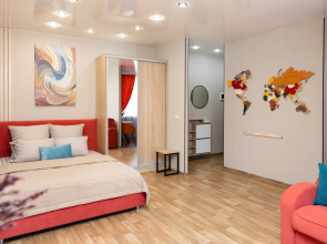 Novaya S Oknami Vo Dvor Samy Tsentr Flat