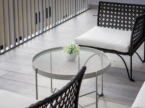 Апартаменты Welcome Home in Luma 22