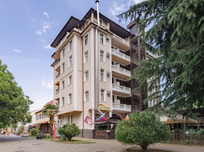 Imperiya Guest House