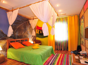 Отель Music Hall