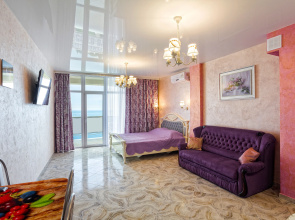 Mirazh Apartments