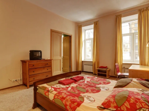 Апартаменты СТН Апартаменты с одной спальней на Канале Грибоедова