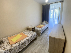 Trekhkomnatnye Apartamenty V Professorskom Ugolke Apartments 1