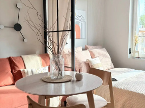 Izyskannoe Mesto! Apartamenty v Roskoshnom ZhK Apartments