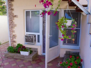 Гостевой дом ЭдиРоз на Крымской