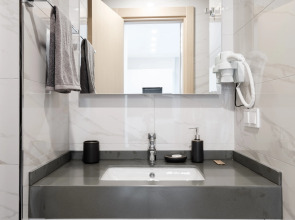 Apartments Grand Residence by NewInn