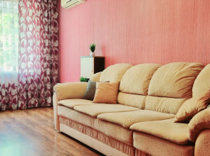 Na Bulvare Roz Flat