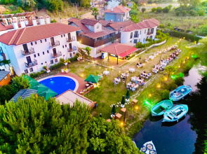 Yengec Hotel