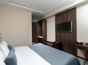 Отель StayInn City Center