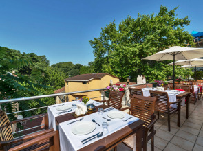 Отель Zeynep Sultan