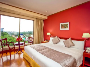 The Peninsula Chittagong