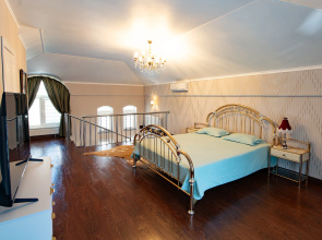 Po Ulitse Buachidze Private House