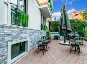 Sultan Hamit Hotel