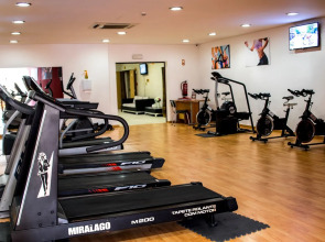 Отель Grand Muthu Forte do Vale