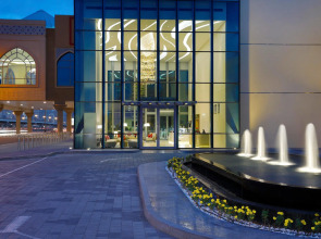 Отель Dubai Avani Ibn Battuta Hotel