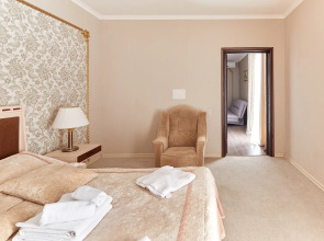 Отель ГРК Бристоль