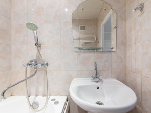 Квартира Передовиков 25