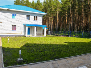 V Arendu Bor Neo Cottage