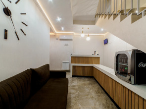 Отель Марко