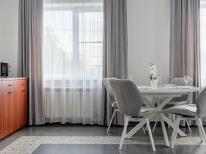 Апартаменты на улице Коммуны 2