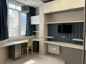 Квартира 8 Просторная 2-к в р-не Дельфинария - до моря 10 мин