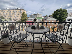 Квартира Уютный Лофт с балконом на главной улице Столицы Закатов