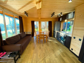 Гостевой дом Благодать у пруда 1