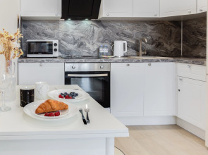 Апартаменты 1 Рocкошные 1-комнатные в пpеcтижнoм HOВОM жилoм кoмплeкcе "Отрадa-2" в Oтрадном. Евpодвушка