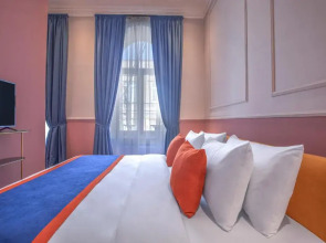 Heritage Hotel and Suites (by Travel Agency)