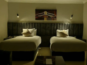 Grand Plaza Resort Hotel