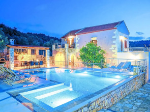 Cretan Lux Villa