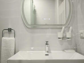 Отель Aliz Boulevard