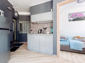 Апартаменты UyutnoEKB ЖК Артек 6 этаж с спальней